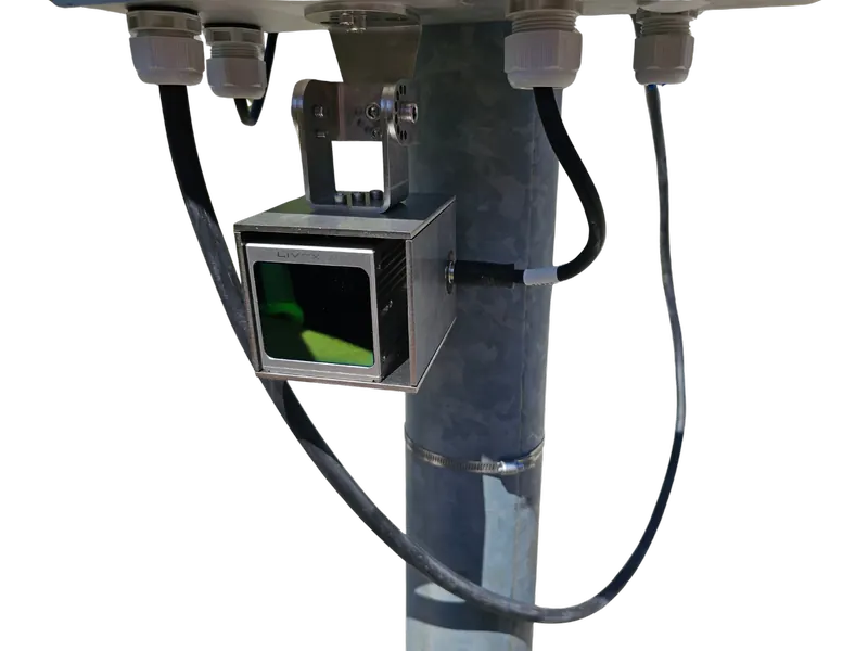 OWL EYE® Long-Range platform mounted on a galvanized pole bracket — 200 m range Livox Avia variant for large open-air storage